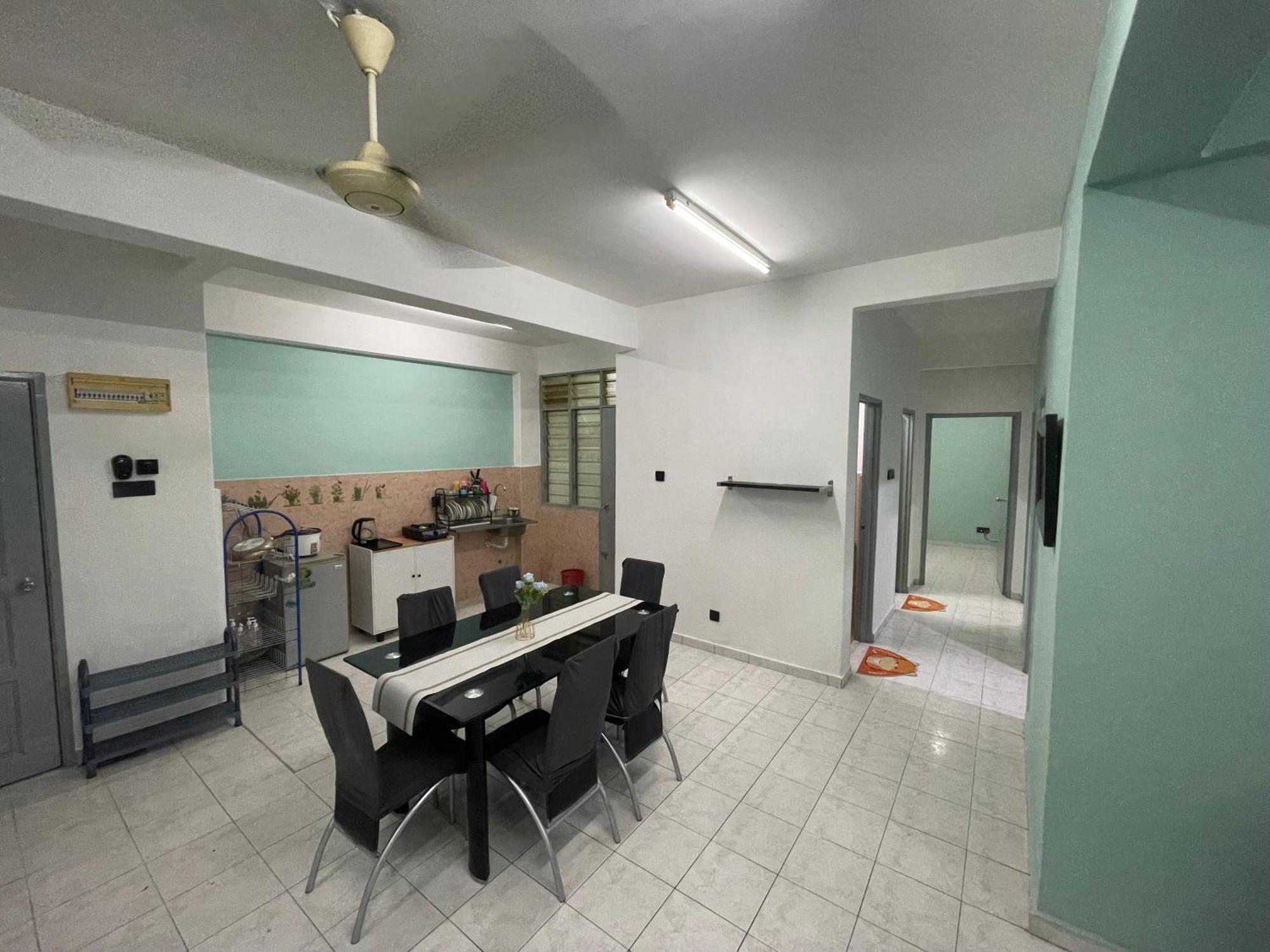 Blissful Breeze 4 Rooms & Netflix By Ezyroom Melaka Ayer Keroh Exteriör bild